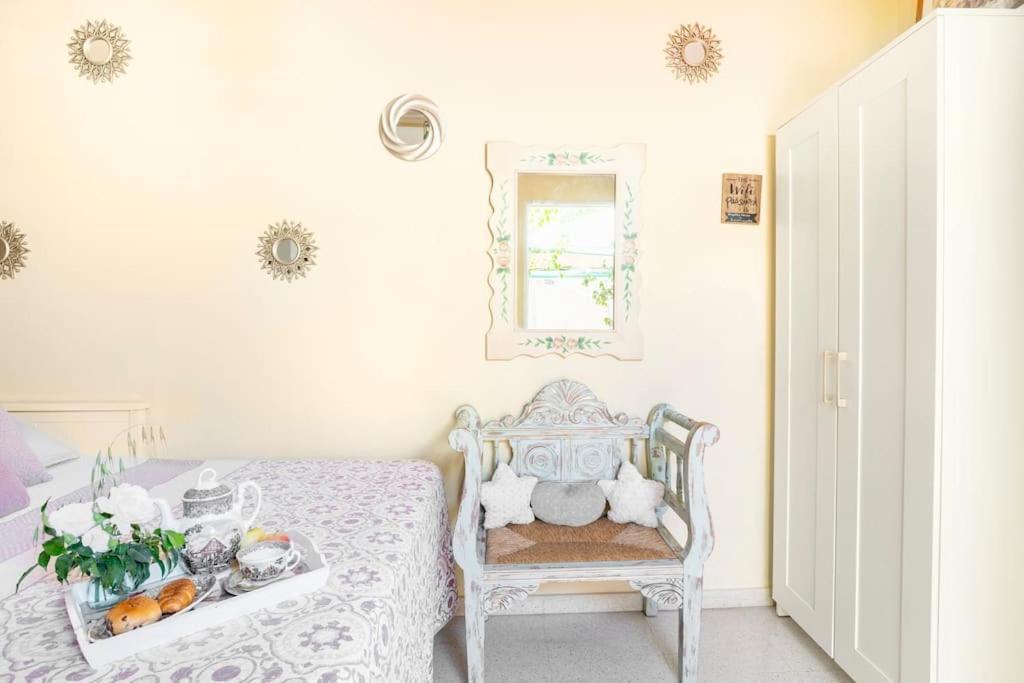 Cool Garden And Suite Mairena del Aljarafe Bagian luar foto