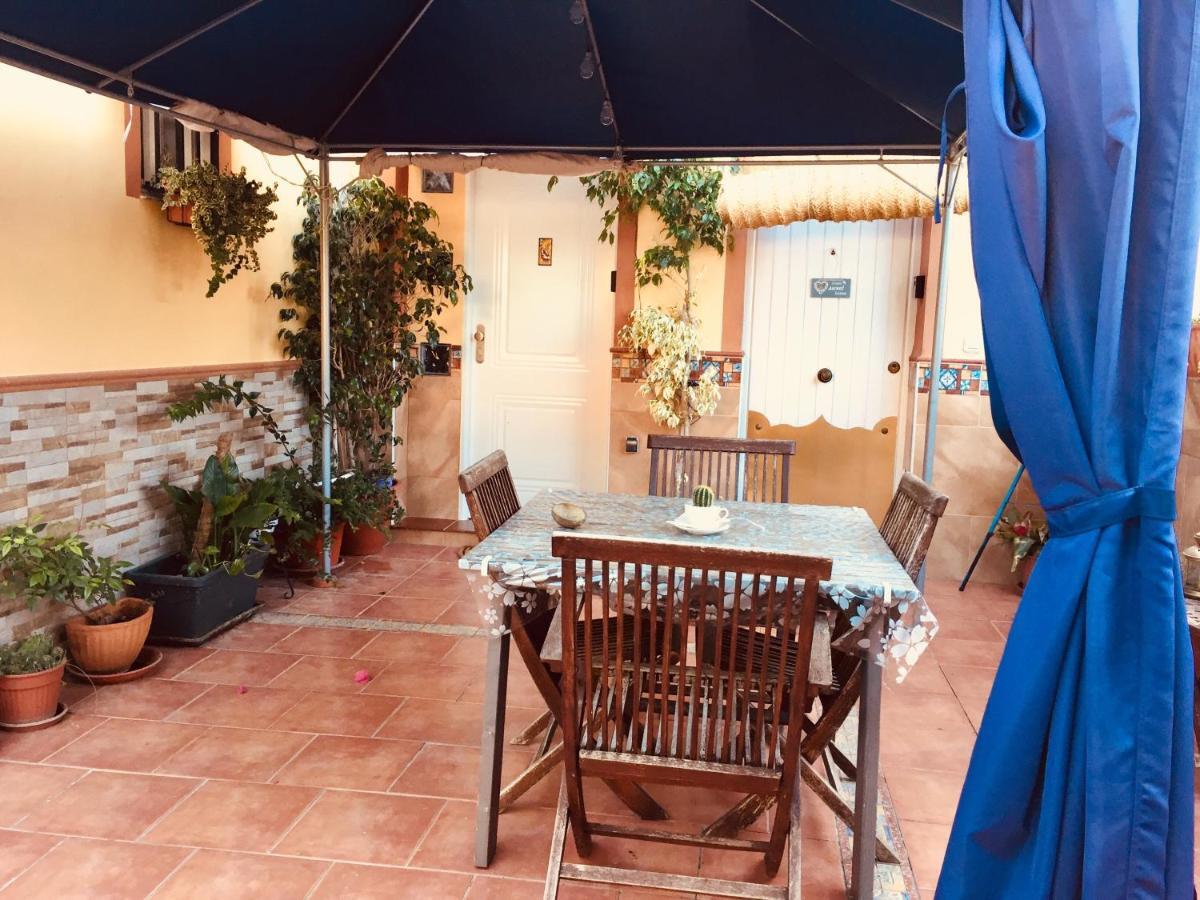 Cool Garden And Suite Mairena del Aljarafe Bagian luar foto